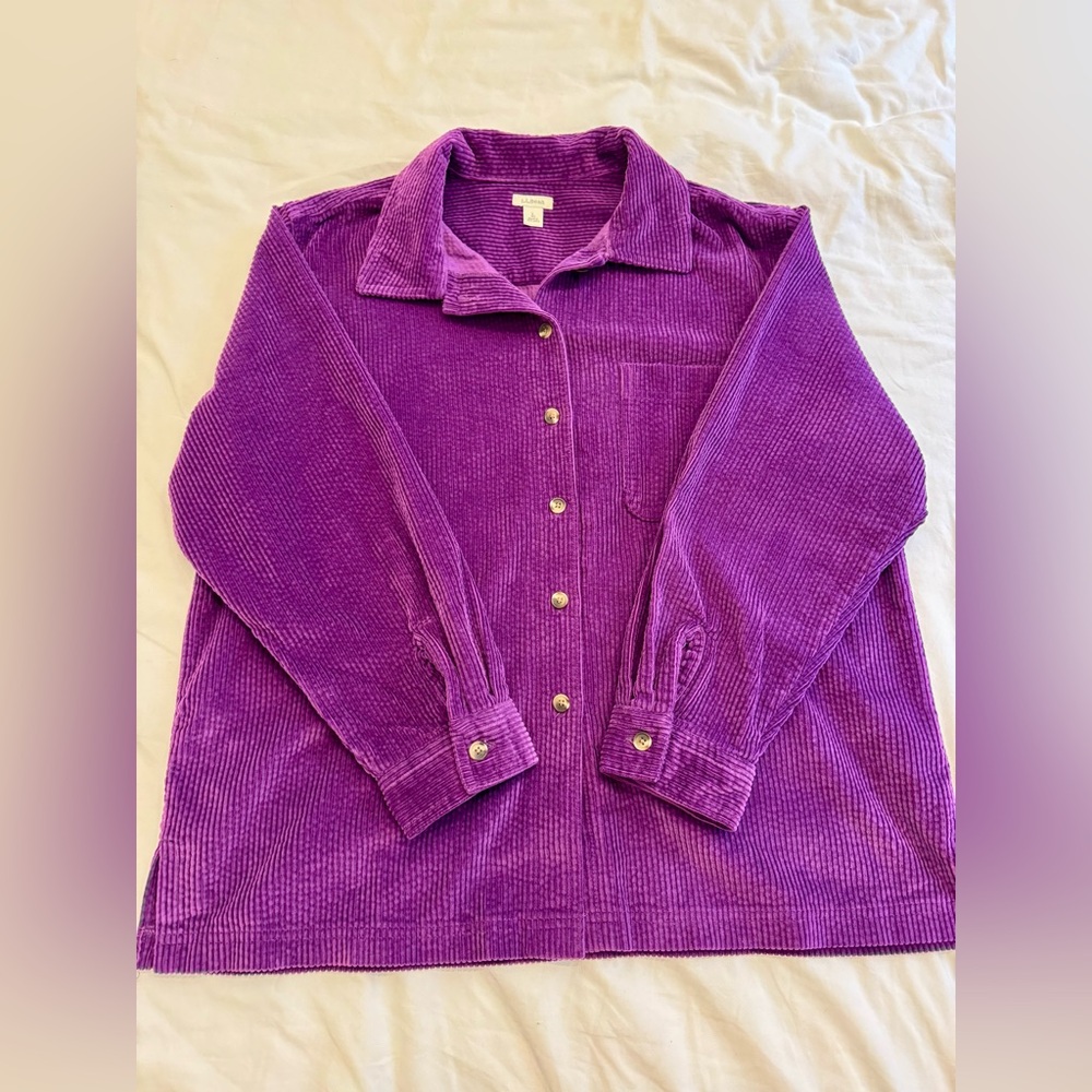 ✨Vintage LL Bean Corduroy Shirt Jacket from 90s. Perfect fall layer!